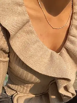 nhinhi-sexy's cam snapshot