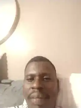 FANTASYROOM23 live sex cam