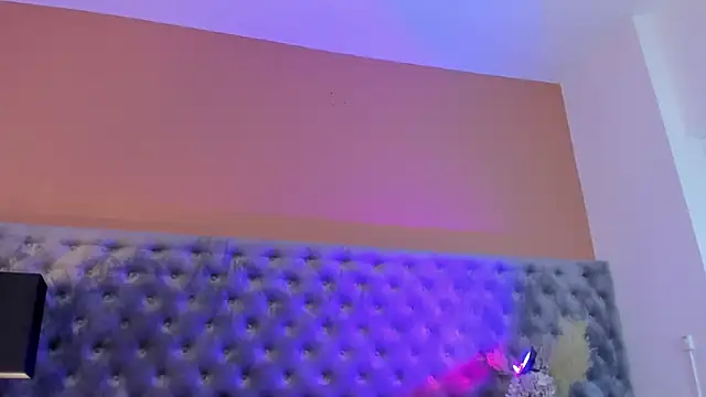 NatQueen's cam snapshot