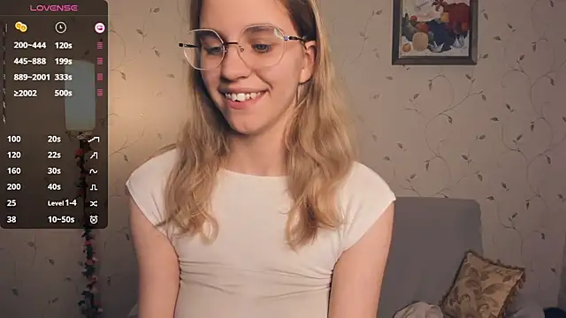 JoanBaggott live sex cam