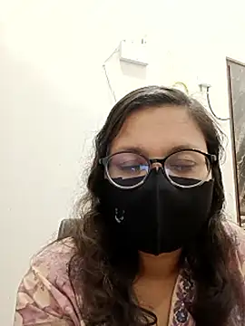 piryasharma005's cam snapshot