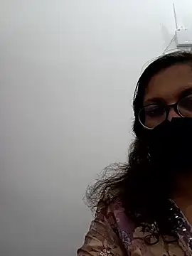 piryasharma005's cam snapshot