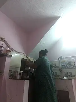 Villageanuty's cam snapshot