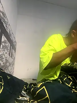 annmossh's cam snapshot