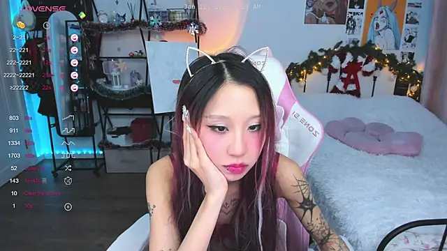 ashleywowmeow's cam snapshot