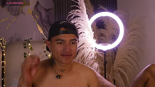 LiamDeep live sex cam