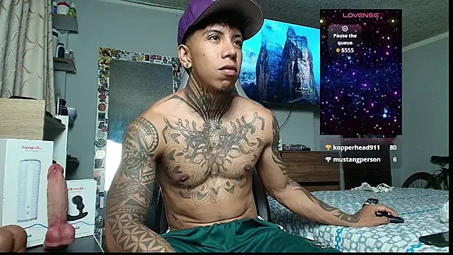 Nickhot0609 live sex cam