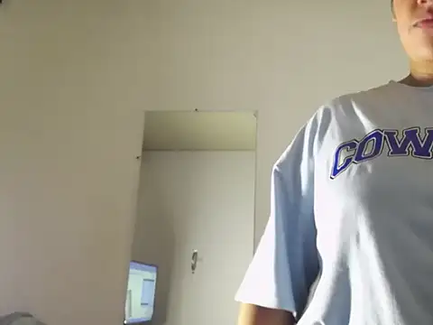 vzoeper's cam snapshot