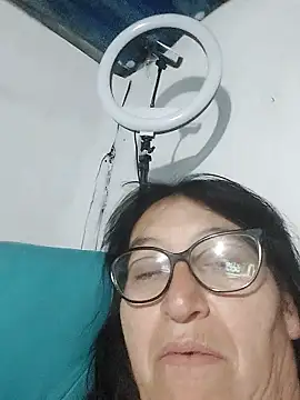 clarita_01's cam snapshot