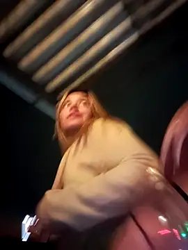 Cataleya_16's cam snapshot