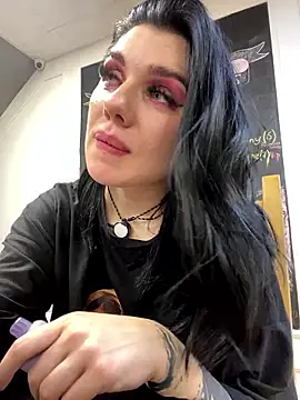 MaeveMoon live sex cam