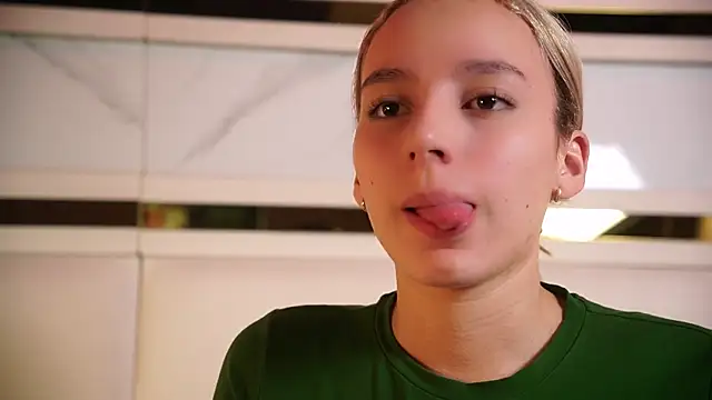 ambar_rosse25 live sex cam