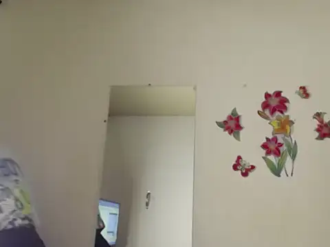 vzoeper's cam snapshot