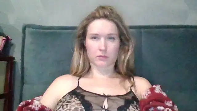 Jugira's cam snapshot