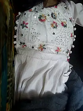 LOVELYKAJALBHABHI live sex cam