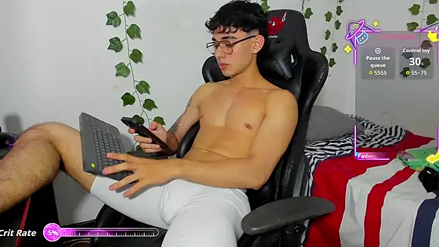 Noah_milleer live sex cam