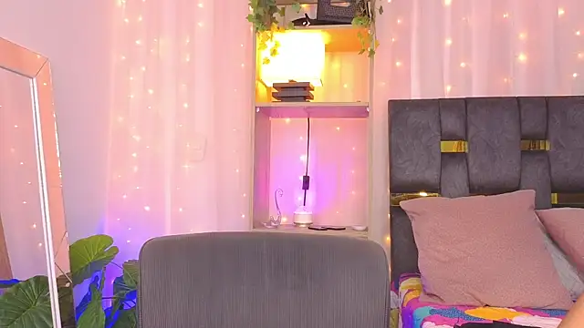 anitaglow's cam snapshot