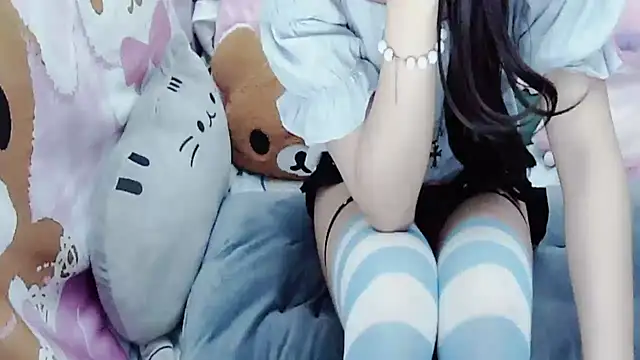 Alice-Hot88's cam snapshot