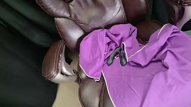 jj7779SC live sex cam