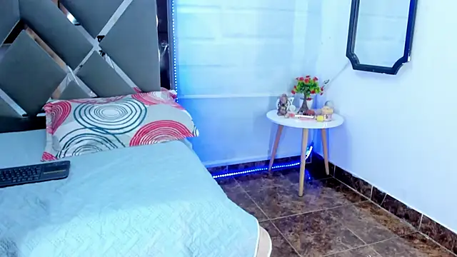 BunnyLove_'s cam snapshot