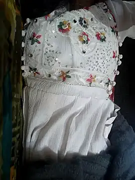 LOVELYKAJALBHABHI's cam snapshot