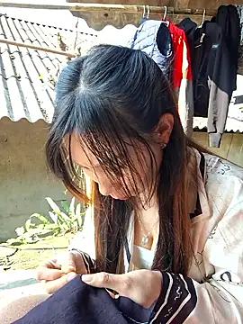 Adela-222's cam snapshot