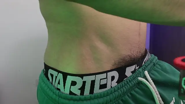 trieone live sex cam