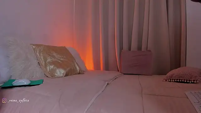 Reina_ live sex cam