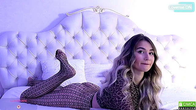 AniaKarenina's cam snapshot