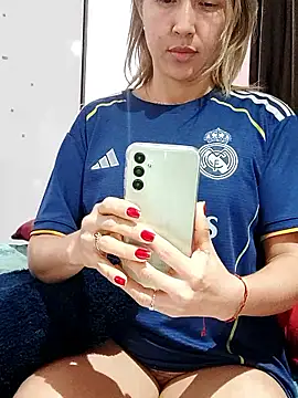 melissa_35_'s cam snapshot