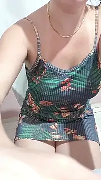 _SexyPetite_'s cam snapshot