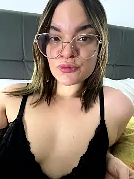 Zyrella's cam snapshot