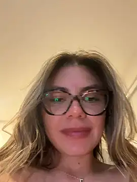 alicee16's cam snapshot