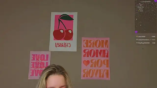 TiffinyMergist live sex cam