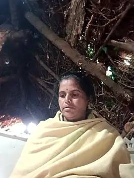 Manvi_hote's cam snapshot