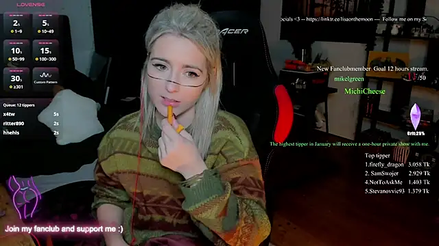 Lisaonthemoon's cam snapshot