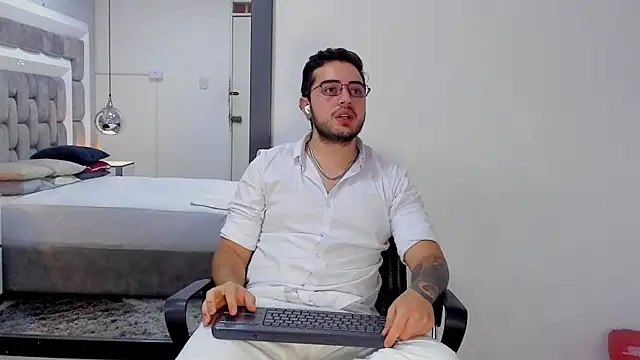 Ethan_Greys live sex cam