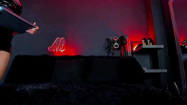 DelaneyStone's cam snapshot