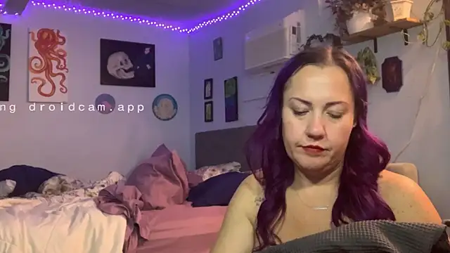 kristallic live sex cam