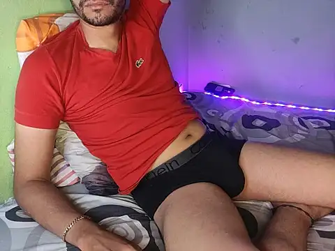 Taylor_Blaze94 live sex cam