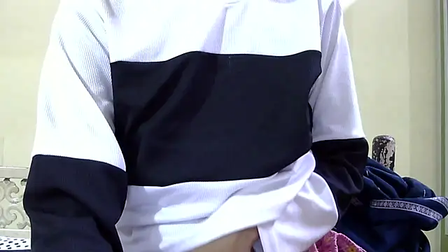 manisha_baby's cam snapshot