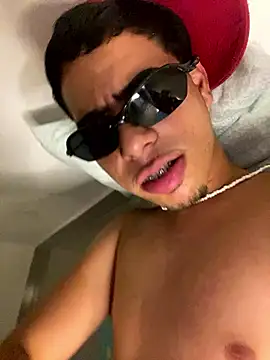 lzinho9153 live sex cam