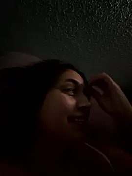 hot_lions1's cam snapshot