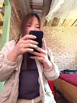 sowbibi's cam snapshot