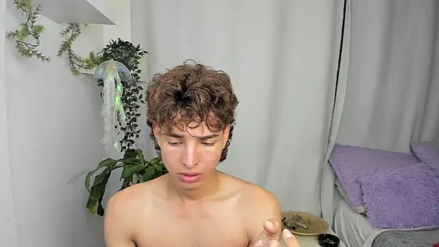 santy-kitty live sex cam