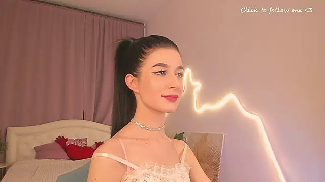 LauraCoy's cam snapshot