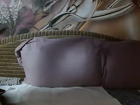 Lucy-Franny live sex cam