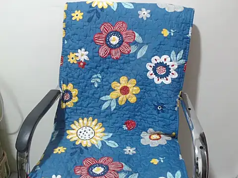 Wet_oliviaxxx live sex cam