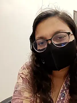 piryasharma005's cam snapshot