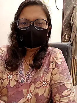 piryasharma005's cam snapshot